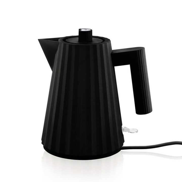 Alessi Plissé Elkedel 1L Sort Alessi Plissé Elkedel 1L Sort