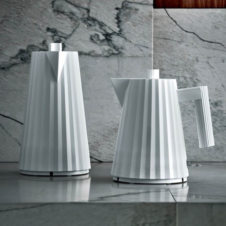 Alessi Plissé Elkedel 1 L Hvid