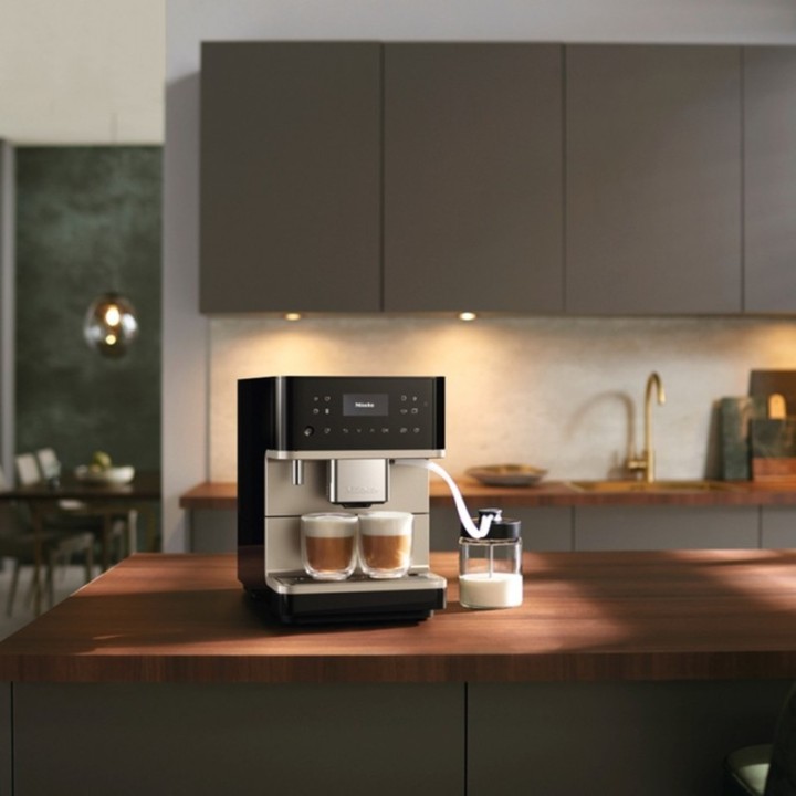 Miele CM 6360 MilkPerfection Obsidiansort CleanSteelMetallic