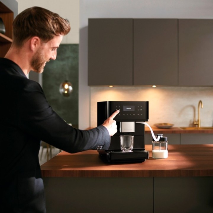 Miele CM 6560 MilkPerfection Obsidiansort PearlFinish Espressomaskine