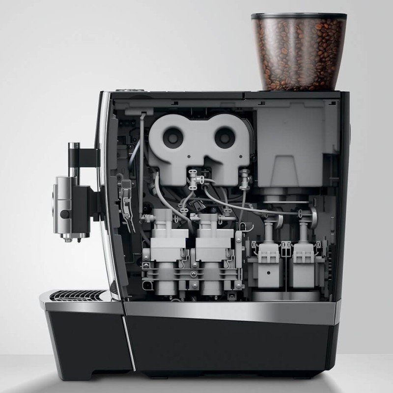 Jura Giga X8 (EA) Espressomaskine Inkl. 1L Cooler, Pleje & 12kg Kaffe