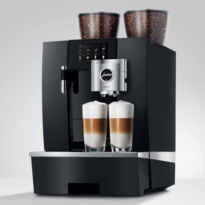 Jura Giga X8c (EB) Alu Black Espressomaskine Inkl. 1L Cooler, Pleje & 12kg Kaffe