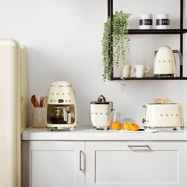 Smeg DCF02CREU Drip Kaffemaskine Creme