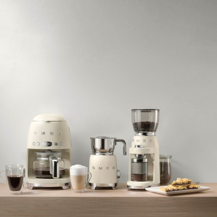 Smeg DCF02CREU Drip Kaffemaskine Creme