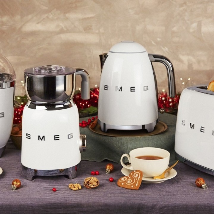 Smeg KLF03WHEU Elkedel 1,7L Hvid
