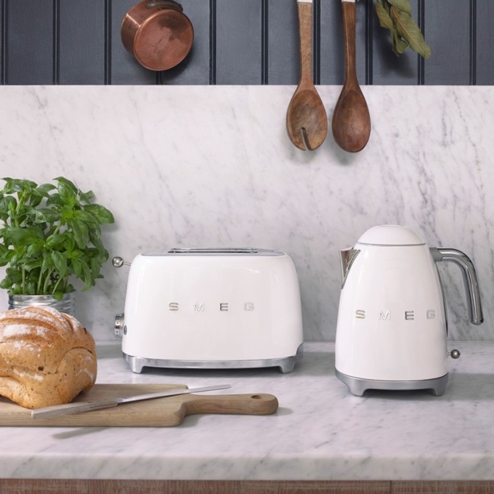 Smeg KLF03WHEU Elkedel 1,7L Hvid