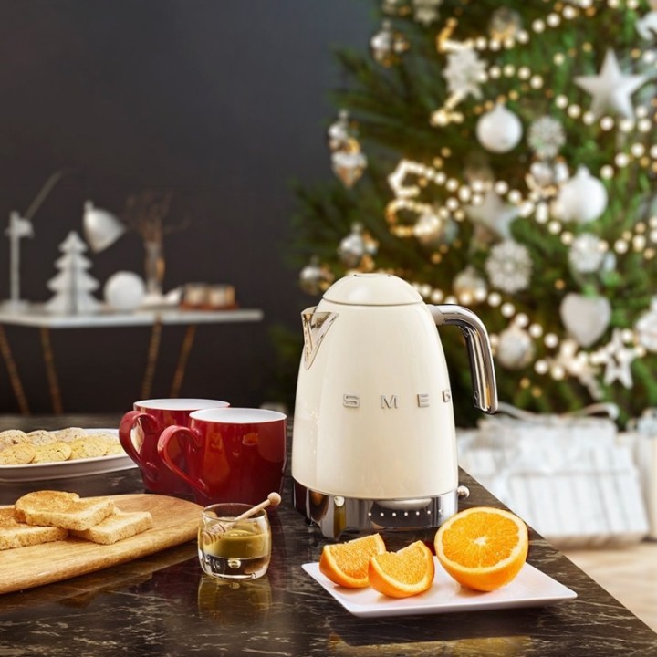 Smeg KLF04CREU Elkedel m. Temperatur 1,7L Creme