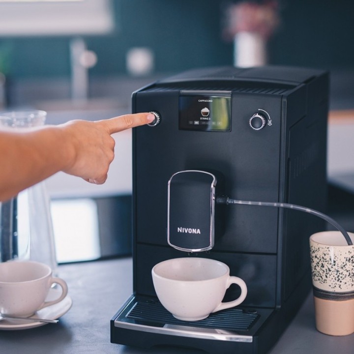 Nivona NICR 690 Mat Sort Espressomaskine Inkl. 4,2kg Rigtig Kaffe
