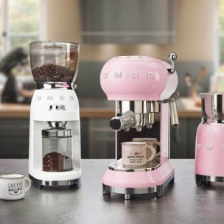 Smeg ECF02PKEU Espressomaskine Rosa