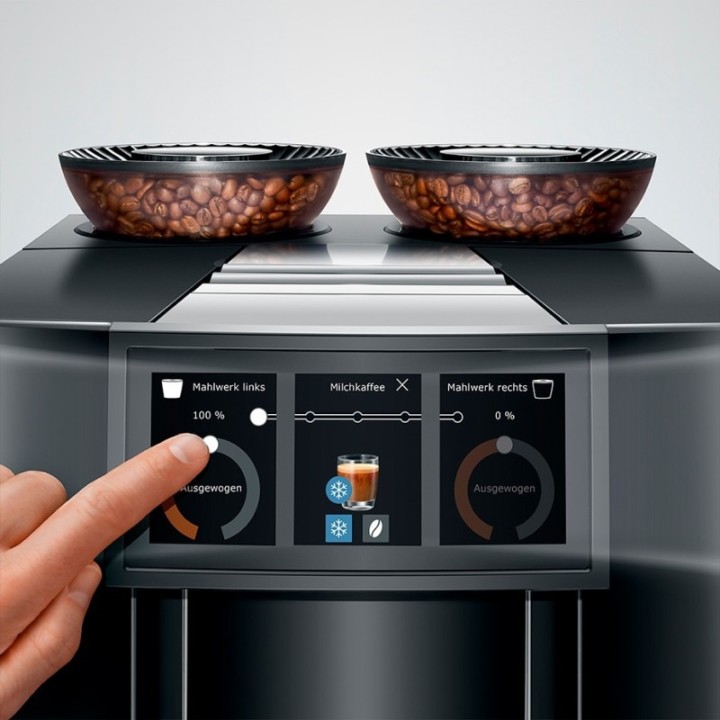 Jura Giga 10 (EA) Diamond Black Espressomaskine Inkl. Startpakke