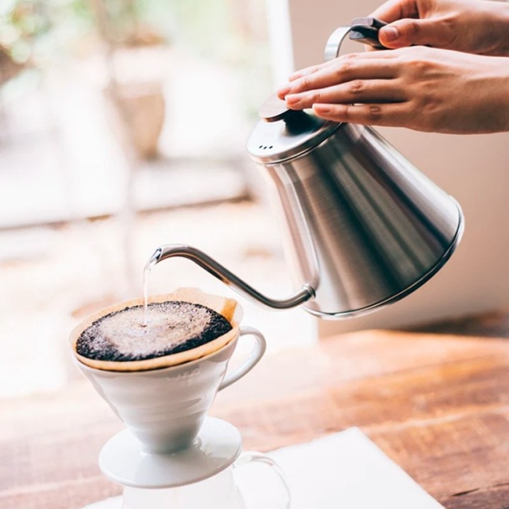 Hario V60 Kedel Stål/Træ 0,8 L