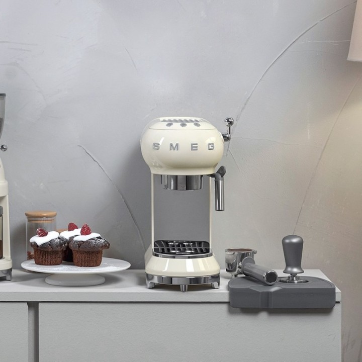 Smeg ECTS01 Kaffestamper Grå