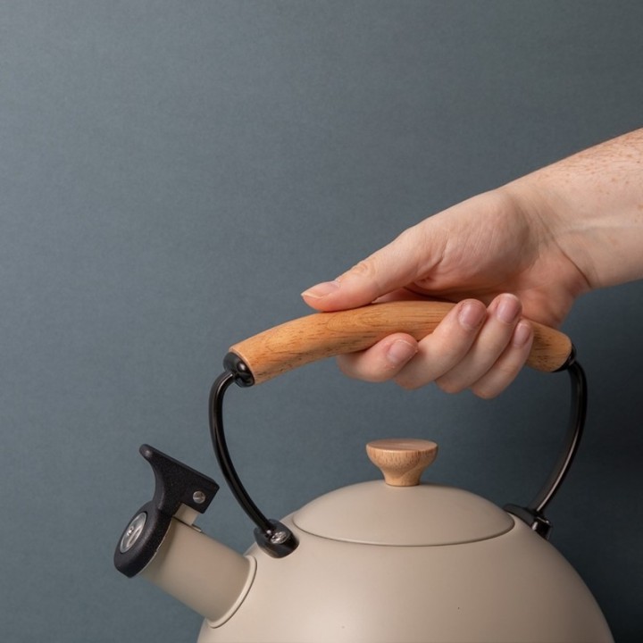 La Cafetière 1,6 L Kedel Latte m. Træ