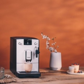 Nivona NICR 560 Hvid Espressomaskine Inkl. 8x400g Rigtig Kaffe Organic