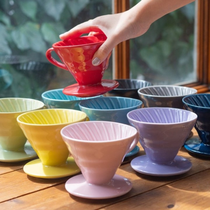 Hario Filterbryg Sæt Inkl. V60-02 Keramik Dripper 2 Kop, Glaskande 0,4 L & Kedel