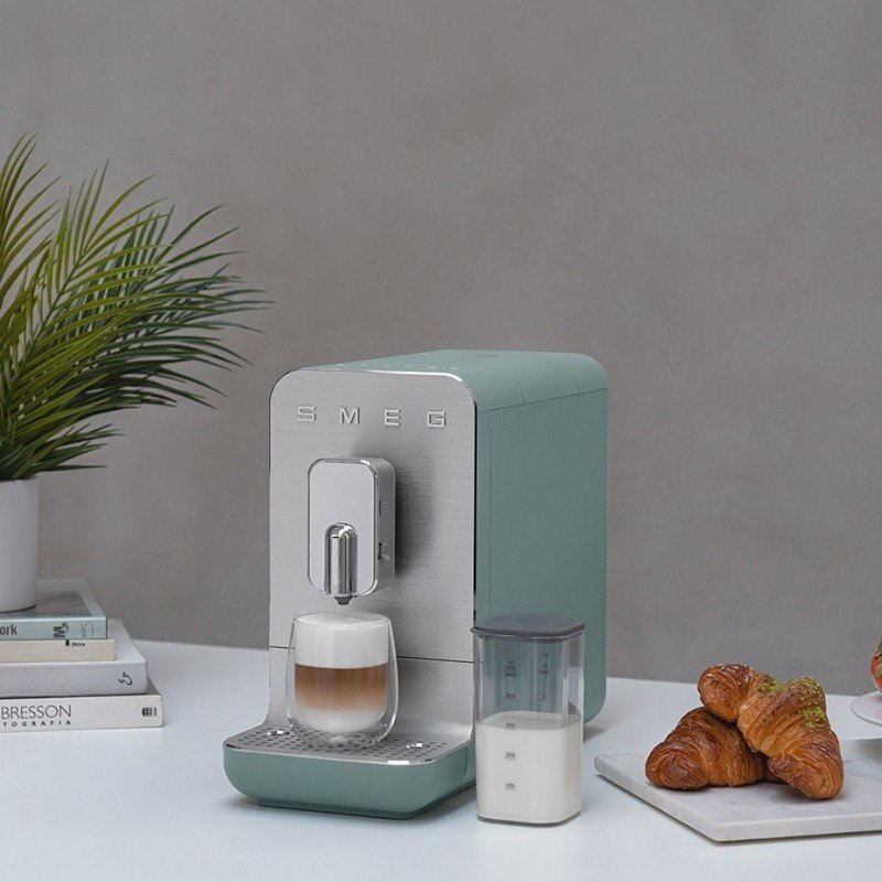 Smeg BCC13EGMEU Espressomaskine Grøn