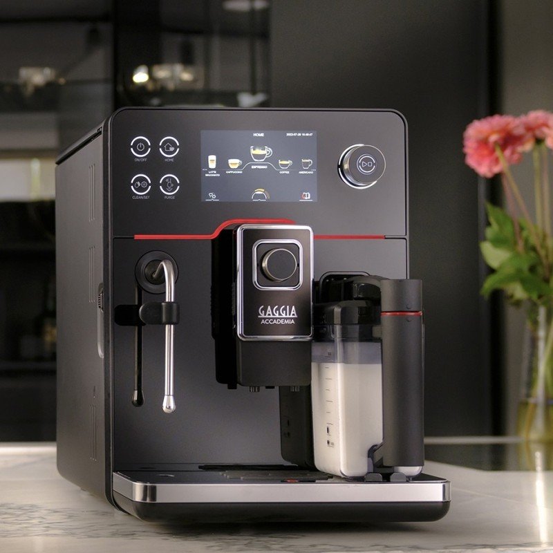 Gaggia Accademia Inkl. 0,5 L Mælkekande & 6kg Crema Intenso
