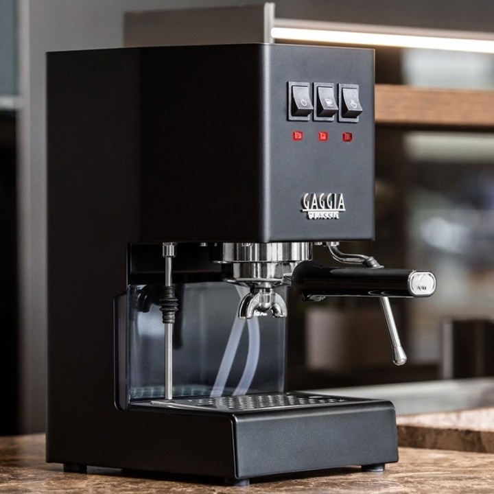 Gaggia Classic E24 Sort Espressomaskine Inkl. Baristaudstyr