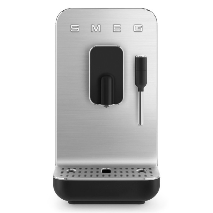 Smeg BCC12BLMEU Sort Inkl. Mælkekande 0,35L & Crema Intenso 1kg