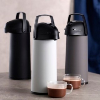 DAY Useful Everyday Termokande m. Pumpe 1,9L Sort