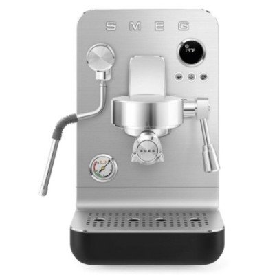 Smeg EMC02BLMEU Minipro Semiautomatisk Espressomaskine Sort