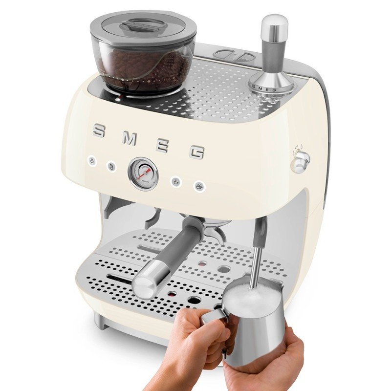 Smeg EGF03CREU Manuell espressomaskin med kvarn Creme inkl. 3 kg kaffe