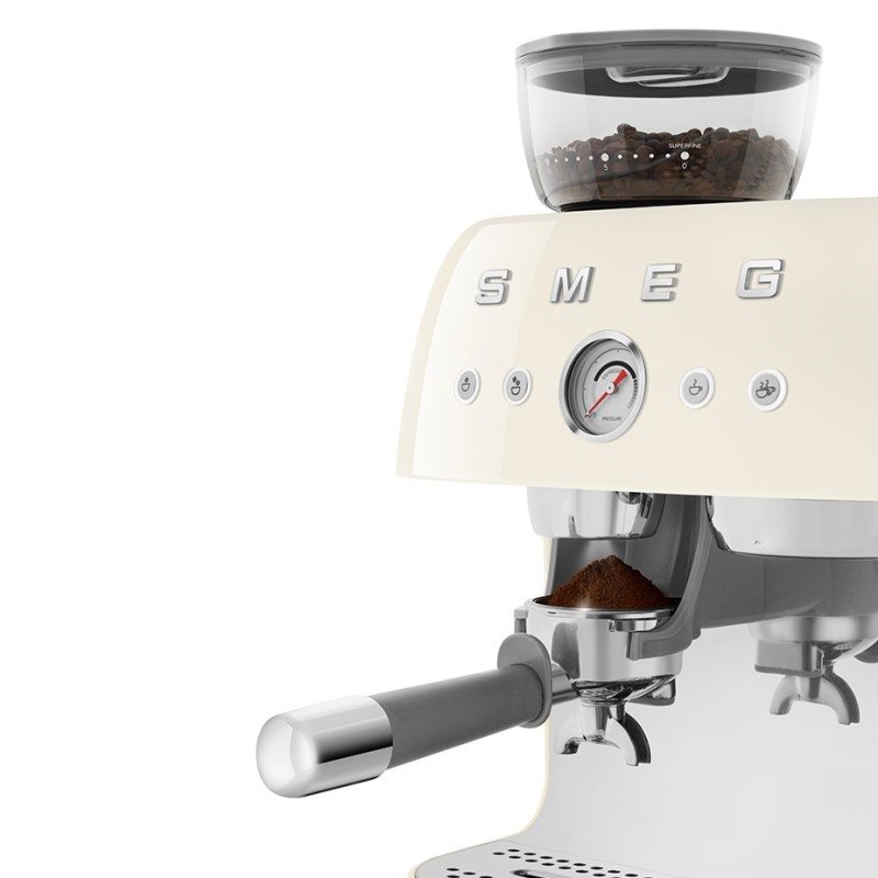 Smeg EGF03CREU Manuell espressomaskin med kvarn Creme inkl. 3 kg kaffe