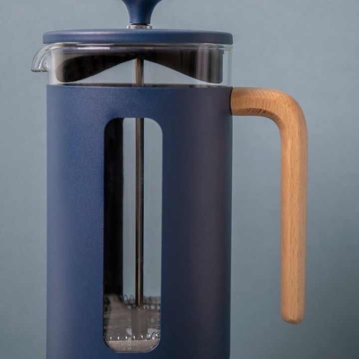 La Cafetière Pisa 8 Kop. Stempelkande Navy Inkl. House of Barista Elektrisk Kaffemølle & 400g Rigtig Kaffe