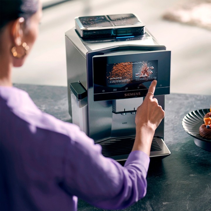 Siemens TQ907R03 EQ900 s700 Espressomaskine Inkl. 2kg Rigtig Kaffe Hele kaffebønner & Kaffeplakat SORRY I'M LATTE 21x30cm