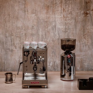 La Pavoni Mini Cellini LPSMCS01EU Inkl. Eureka Mignon Turbo Espressokværn, Baristaudstyr & Kopper