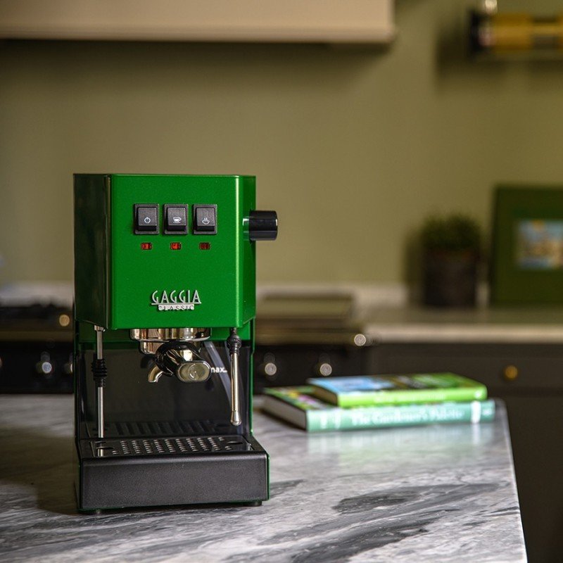 Gaggia Classic E24 Jungle Green Espressomaskine Inkl Eureka Mignon Zero 55s & Baristaudstyr