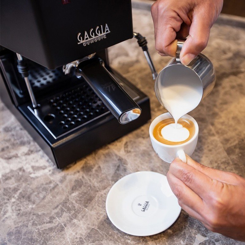 Gaggia Classic E24 Sort Espressomaskine Inkl. Baristaudstyr