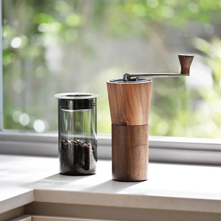 Hario Manuel Kaffemølle Valnøddetræ