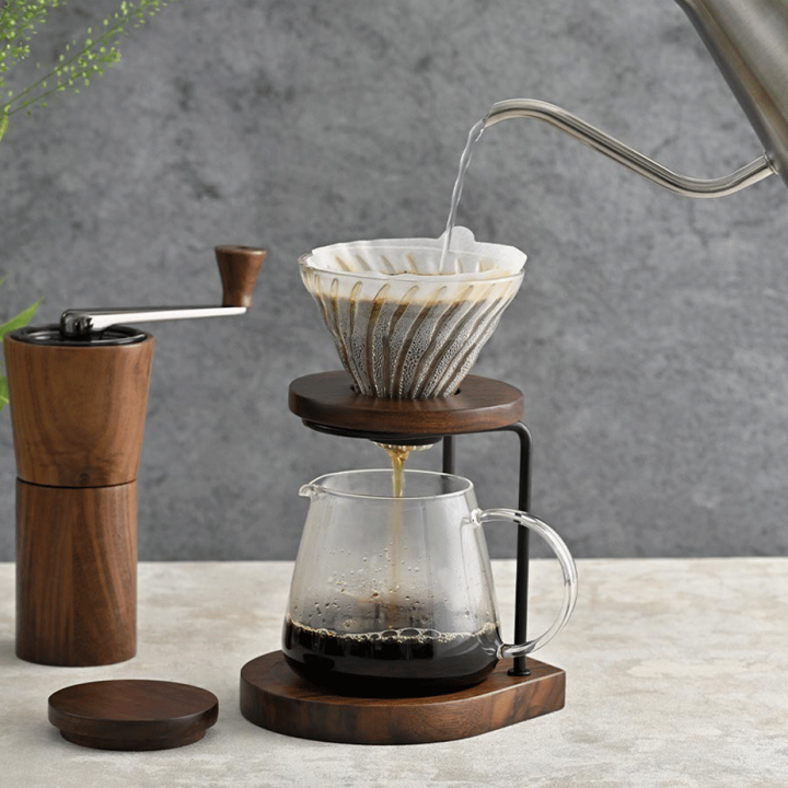 Hario V60-02 Glas Dripper Valnøddetræ 2 Kop.