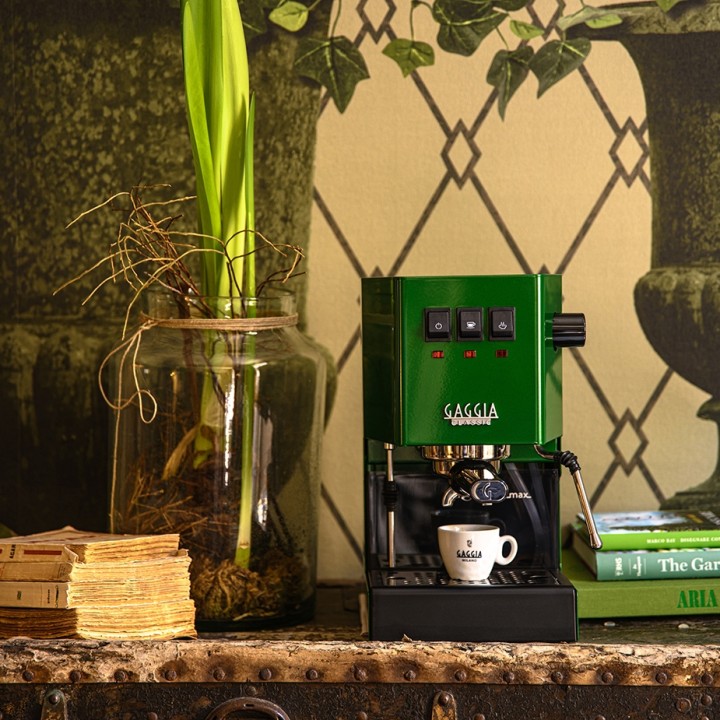 Gaggia Classic E24 Jungle Green Espressomaskine Inkl. Eureka Mignon Zero 65 Speedy Mat sort Espressokværn