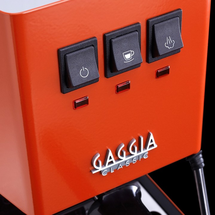 Gaggia Classic E24 Lobster Red Espressomaskine Inkl. Eureka Mignon Zero 65 Speedy Mat Sort Espressokværn