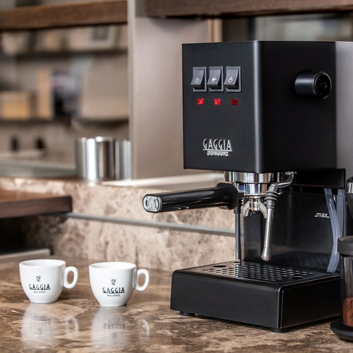 Gaggia Classic E24 Sort Espressomaskine Inkl. Eureka Mignon Zero 65 Speedy Mat sort Epsressokværn