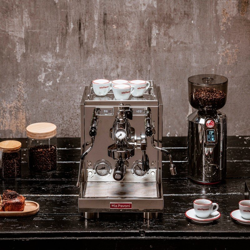 La Pavoni New Botticelli Specialty LPSBSS03NO Espressomaskine Inkl. Eureka Mignon Zero 65 Speedy Chrome Espressokværn