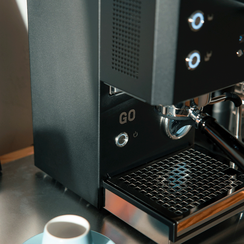 Profitec GO 2.0 Sort Espressomaskine