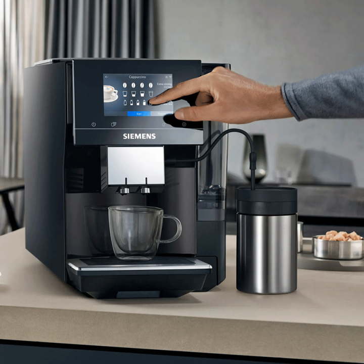 Siemens TP713R19 EQ700 Classic Piano Sort Inkl. Mælkebeholder, 1kg Super Crema, 1kg Crema Intenso & 1kg Dolce Crema