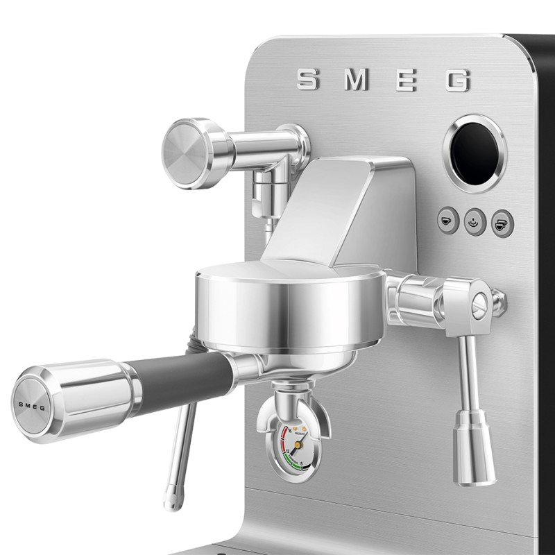 DEMO Smeg EMC02BLMEU Minipro Semiautomatisk Espressomaskine Sort