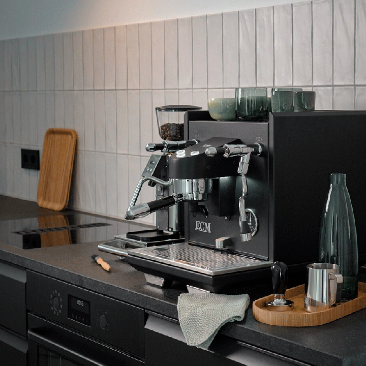 ECM Estetika Espressomaskine Inkl. Mahlkönig E64 WS Sort Espressokværn, Tamper Station & Tamper