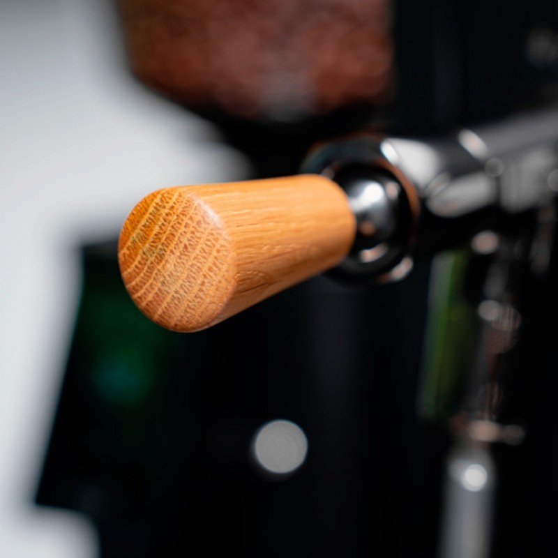 ECM Synchronika II Espressomaskine 30th Anniversary Edition Sort med trædetaljer