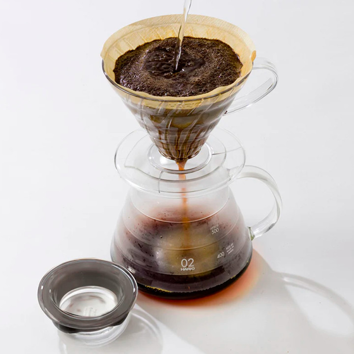 Hario V60 Filterbryg Sæt Inkl. V60 Range Server 60 cl, Aizome Blå Dripper 2 Kop. & Filtre