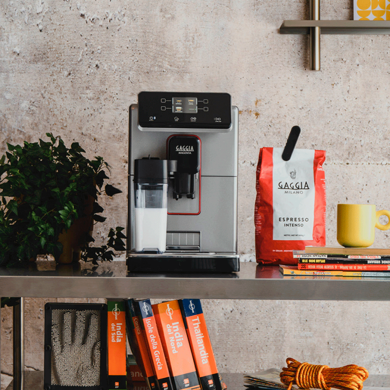Gaggia Magenta Prestige Glazed Grey Espressomaskine Inkl. 4x Club House Tulipano Cappuccino m. Underkop Rød & 500g Rigtig Kaffe