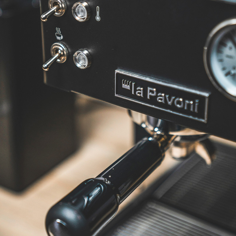 La Pavoni Casa Bar PID Sort LPMCBN02EU Espressomaskine Inkl. Eureka Mignon Specialita Sort/Chrome Espressokværn