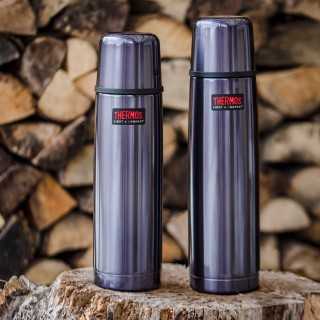 Thermos Light & Compact Termoflaske 0,75 L Midnight Blue Thermos Light & Compact Termoflaske 0,75 L Midnight Blue