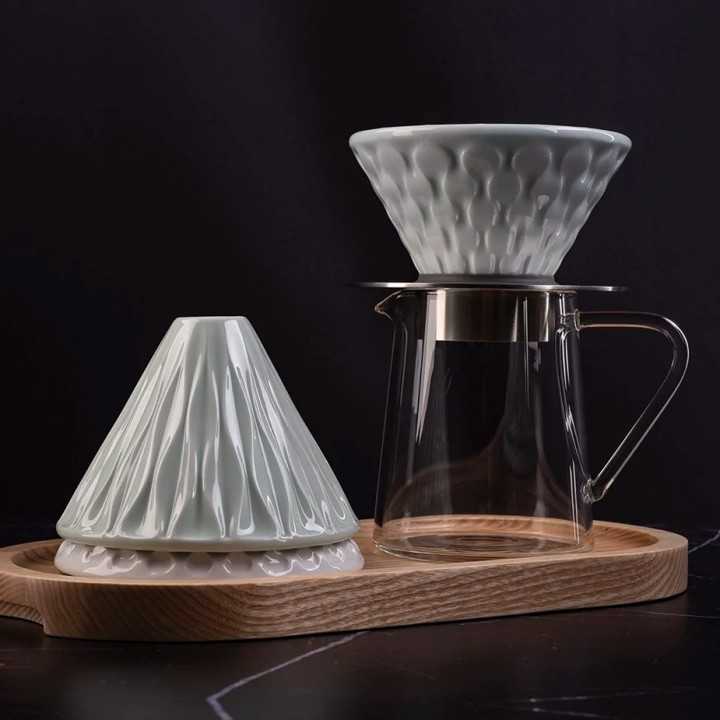 Loveramics Brewers Mellow Dripper Celadon Blå 2 Kop Inkl. Stand Sort Loveramics Brewers Mellow Dripper Celadon Blå 2 Kop Inkl. Stand Sort
