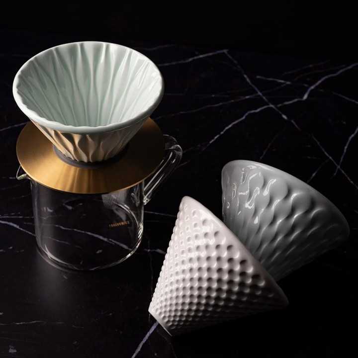Loveramics Brewers Smooth Dripper Celadon Grøn 2 Kop Inkl. Stand Sort Loveramics Brewers Smooth Dripper Celadon Grøn 2 Kop Inkl. Stand Sort