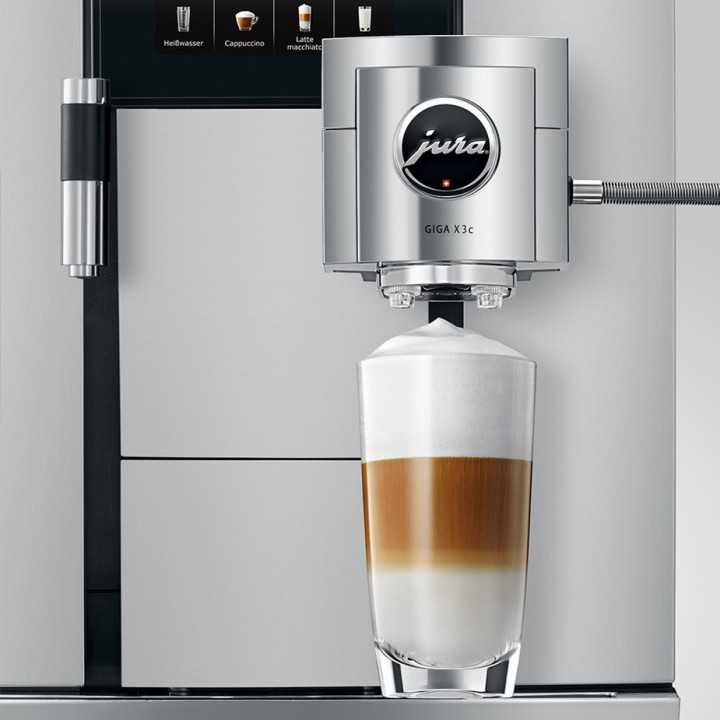 Jura Giga X3c (EB) Alu Espressomaskine Inkl. 2,5L Cooler, Pleje & 12kg Kaffe Jura Giga X3c (EB) Alu Espressomaskine Inkl. 2,5L Cooler, Pleje & 12kg Kaffe
